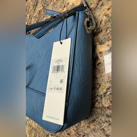NWT Calvin Klein Leather Crossbody Blue Shoulder Bag Pocket Book Tote - Picture 2 of 4